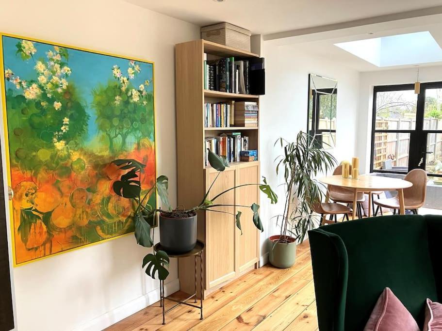 צ'יצ'סטר Our Beautifully Renovated Home מראה חיצוני תמונה
